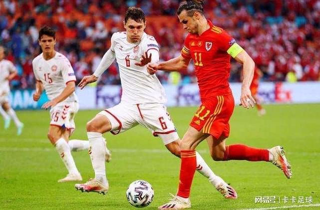 南极足球职业联赛中球队逐渐增强实力