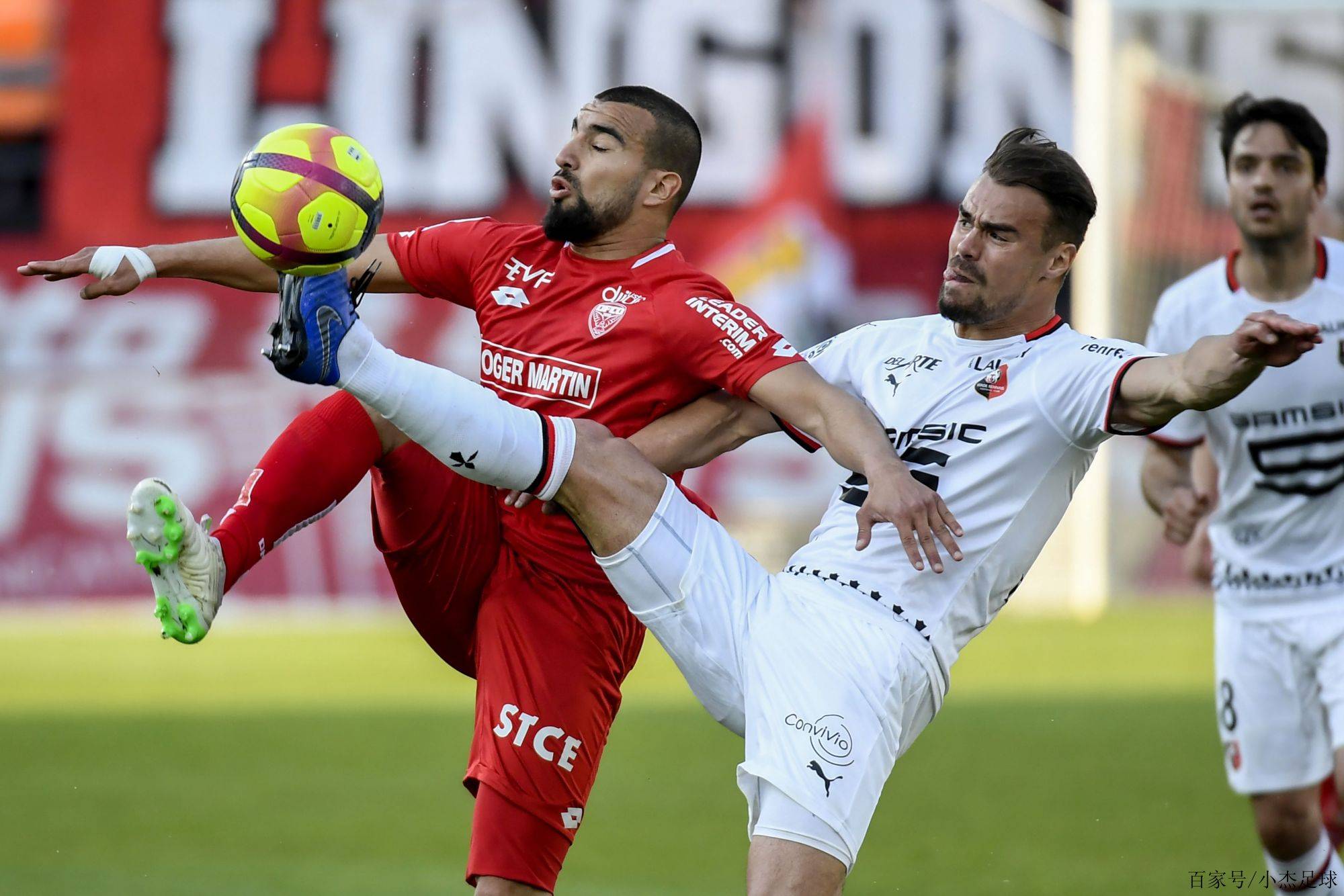 南特主场大胜里昂,积分稳固 南特主场大胜里昂,积分稳固