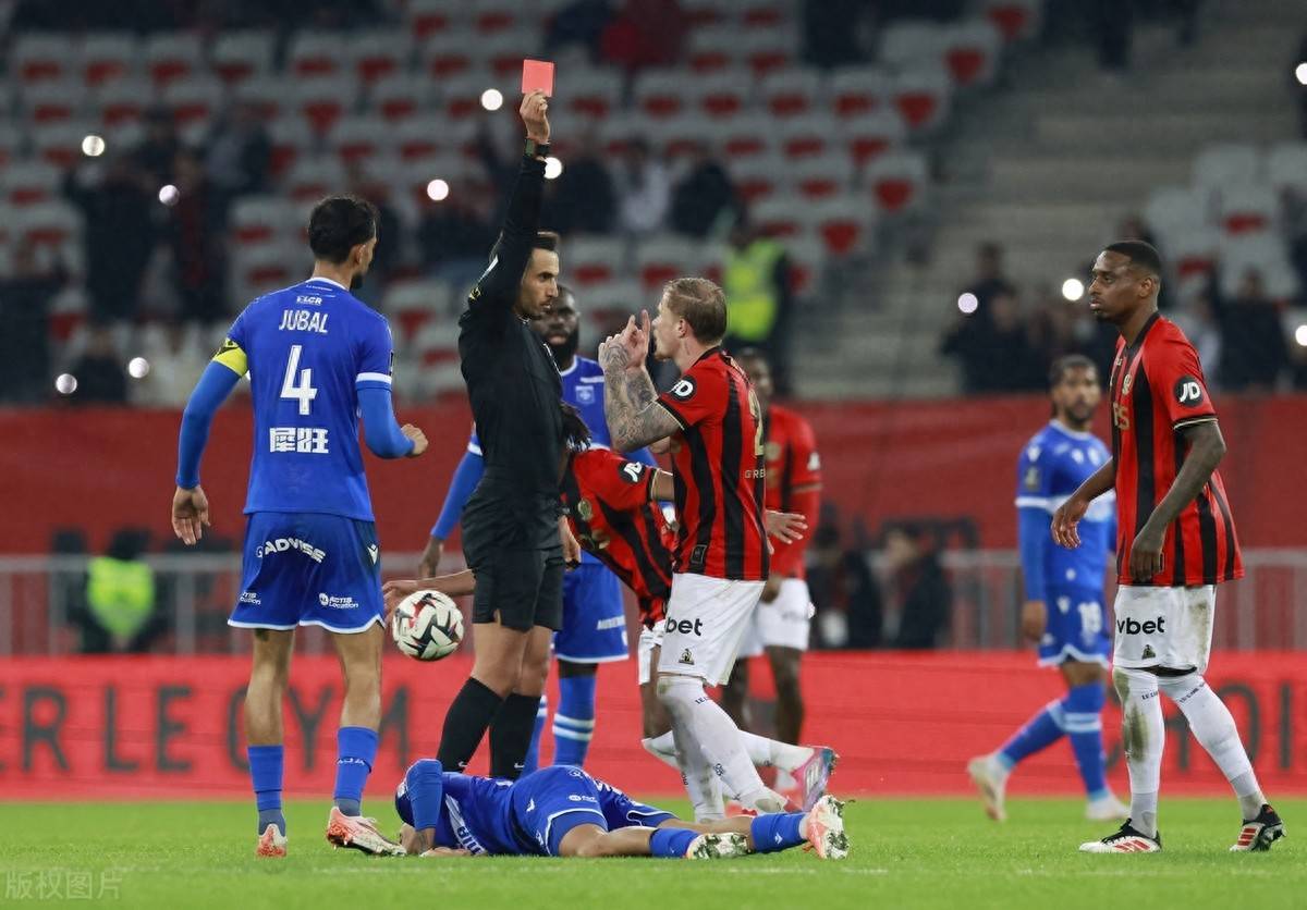 南特主场大胜里昂,积分稳固 南特主场大胜里昂,积分稳固