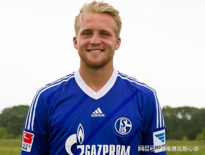 弗赖堡豪取连胜,球队士气高涨的简单介绍 弗赖堡豪取连胜,球队士气高涨的简单介绍