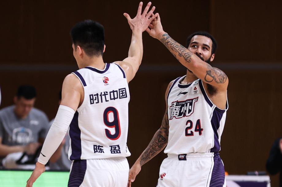 纳滕17+14,鹈鹕客场力擒尼克斯 纳滕17+14,鹈鹕客场力擒尼克斯