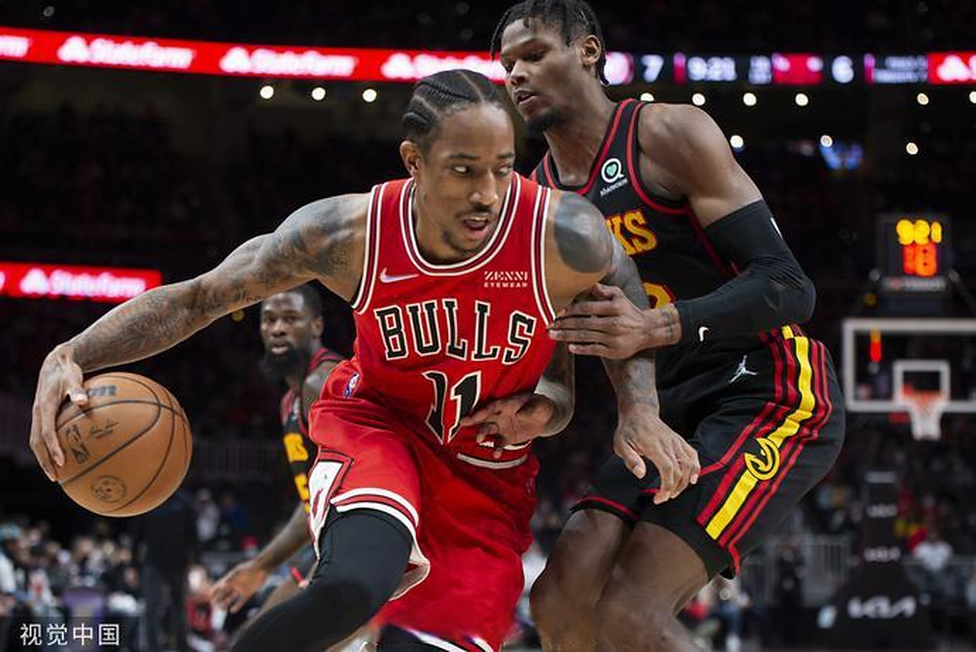 公牛大胜老鹰,取得四连胜 公牛大胜老鹰,取得四连胜