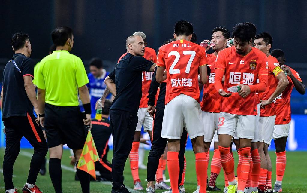 关于河南建业客场-不敌广州恒大，遗憾败北的信息